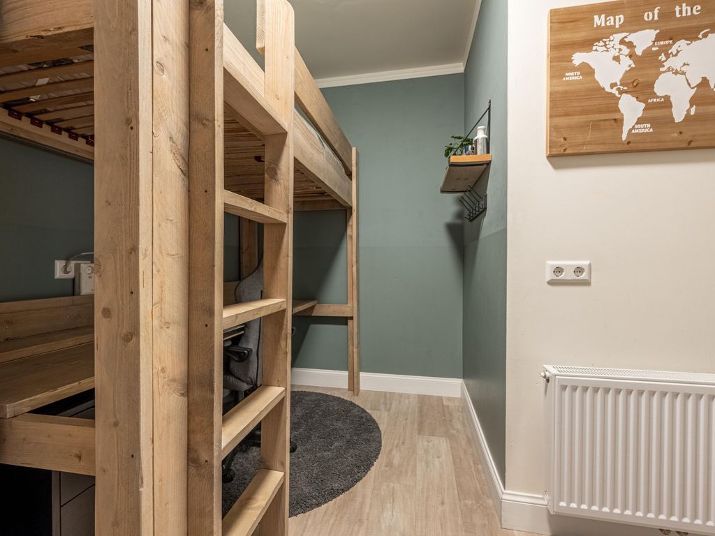 Dorpsstraat 1, Heinenoord