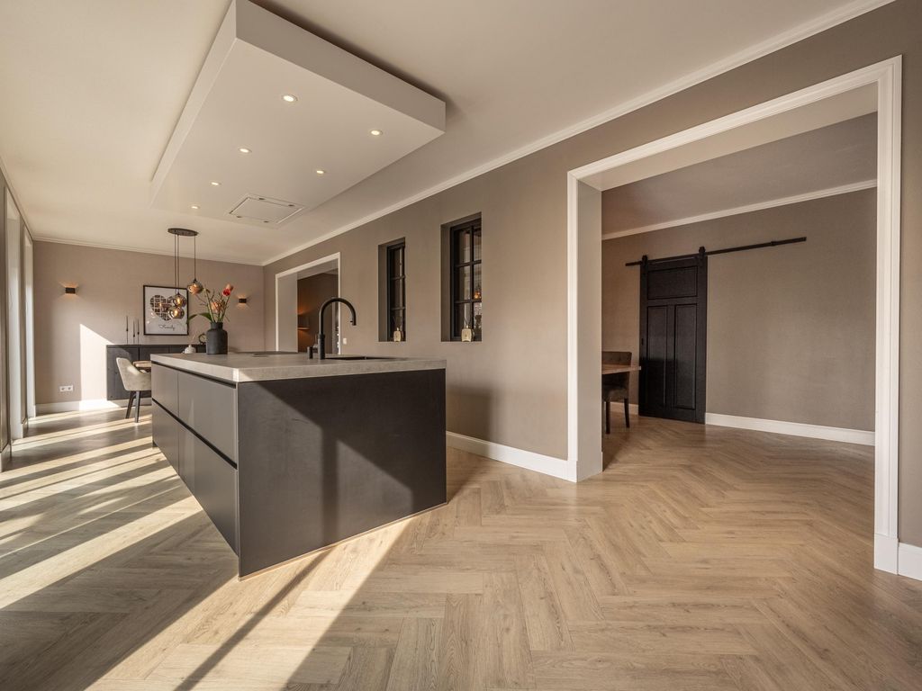 Dorpsstraat 1, Heinenoord