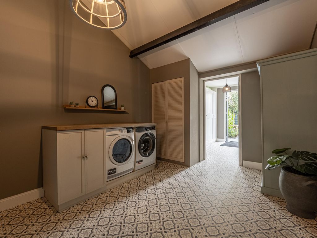 Dorpsstraat 1, Heinenoord