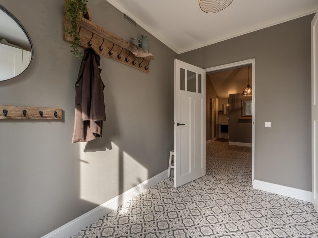 Dorpsstraat 1, Heinenoord