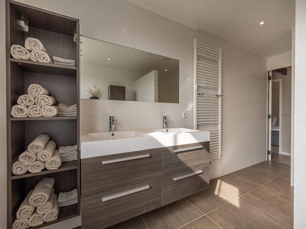 Dorpsstraat 1, Heinenoord