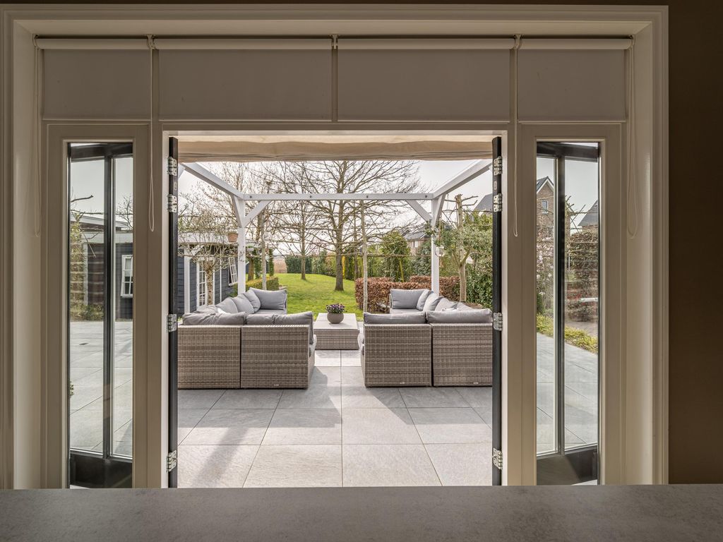 Dorpsstraat 1, Heinenoord