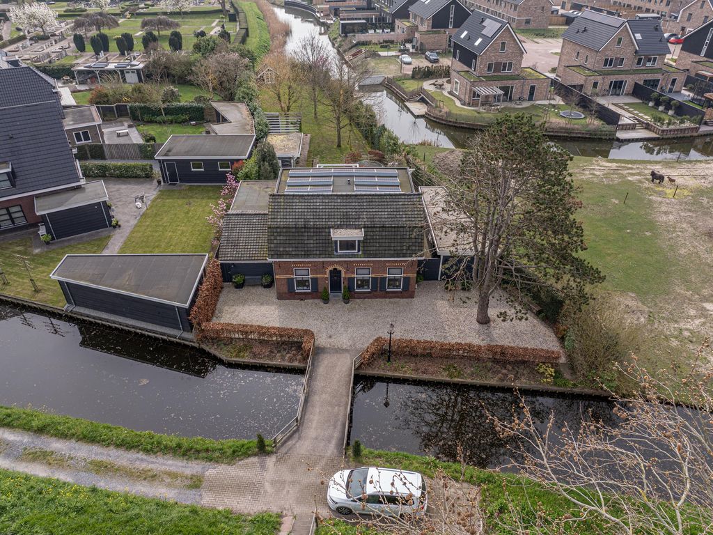 Dorpsstraat 1, Heinenoord