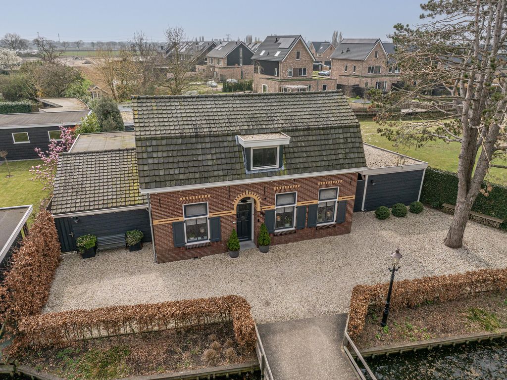 Dorpsstraat 1, Heinenoord