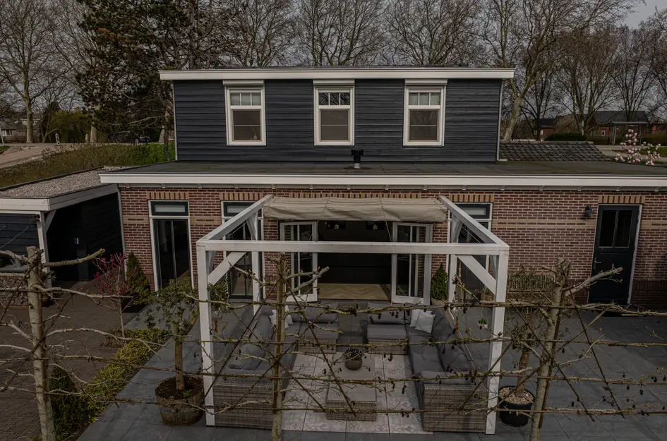 Dorpsstraat 1
