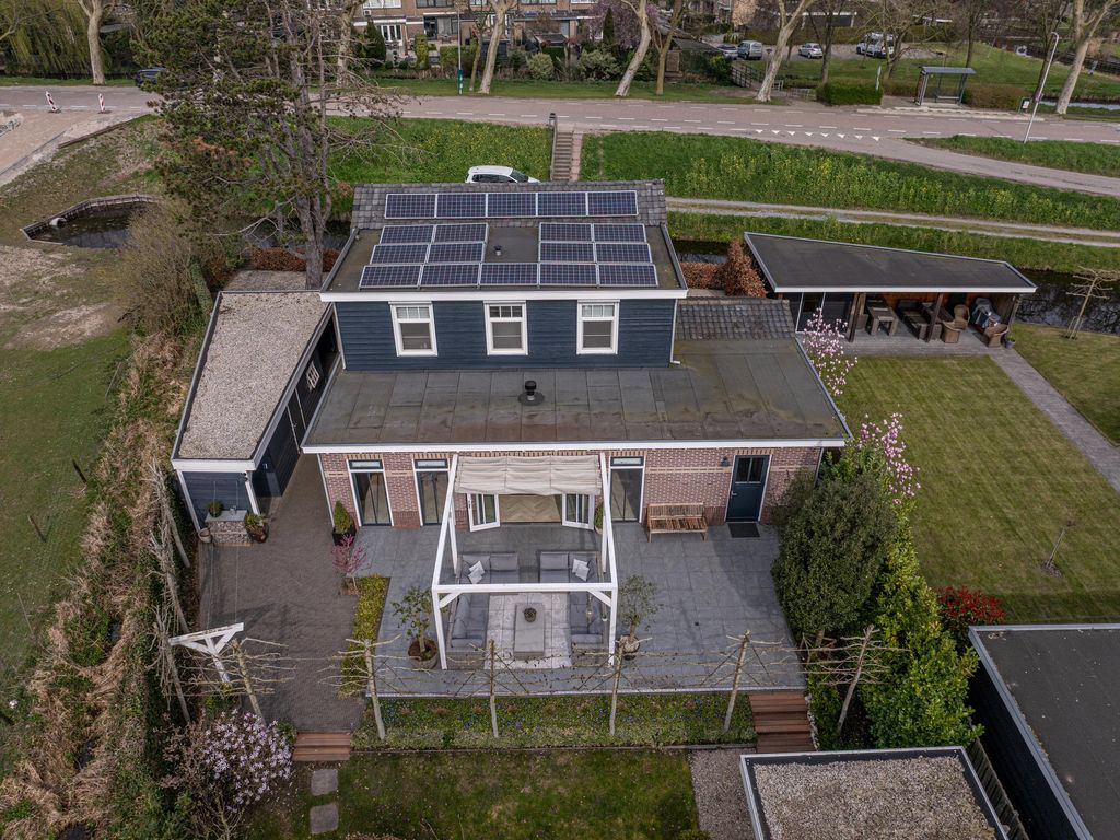 Dorpsstraat 1, Heinenoord