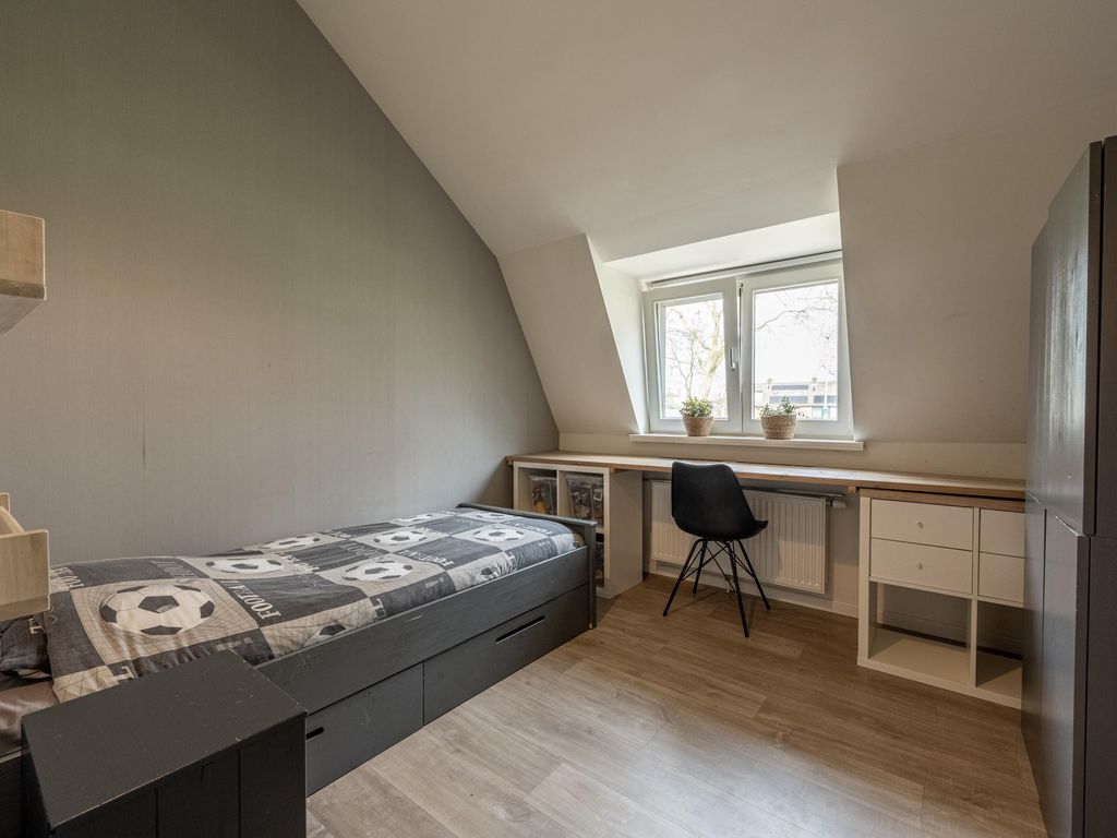 Dorpsstraat 1, Heinenoord