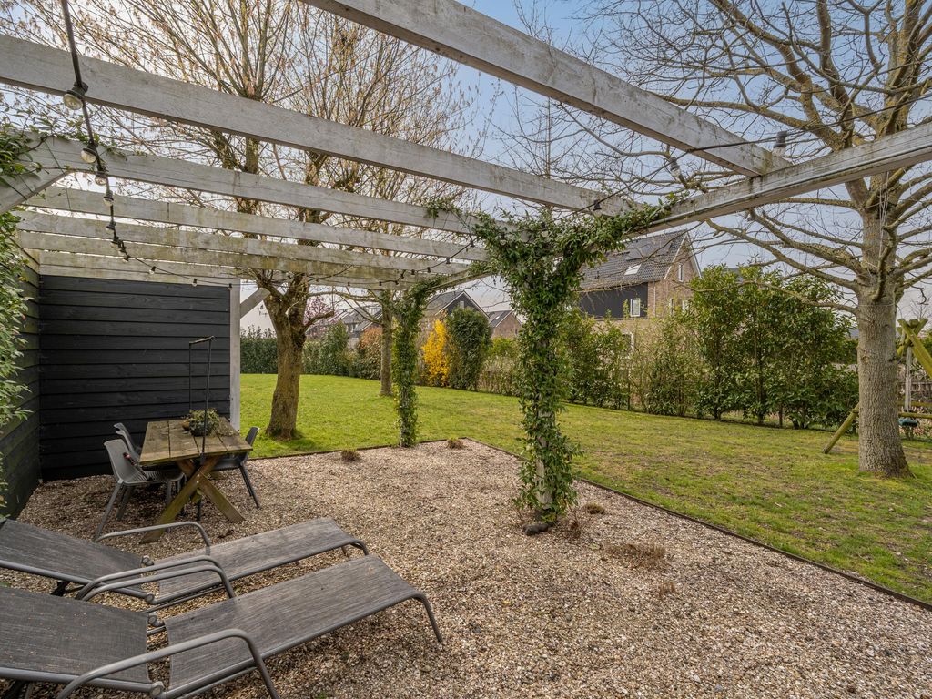 Dorpsstraat 1, Heinenoord