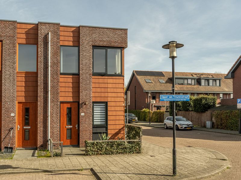 Opper Van Treurenstraat 56, HEINENOORD