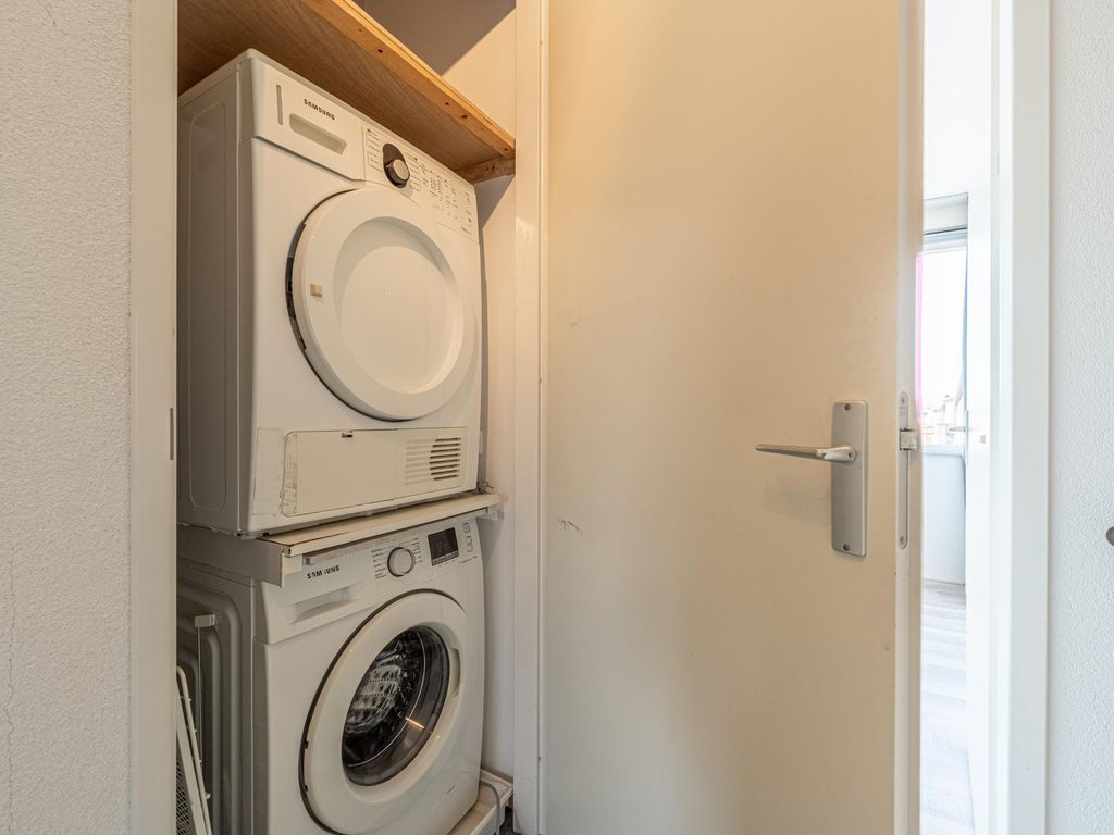 Opper Van Treurenstraat 56, HEINENOORD