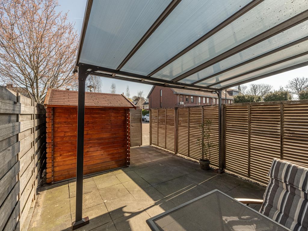 Opper Van Treurenstraat 56, HEINENOORD