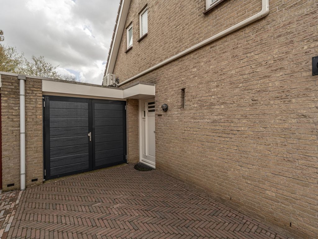 Kievit 53, OUD-BEIJERLAND