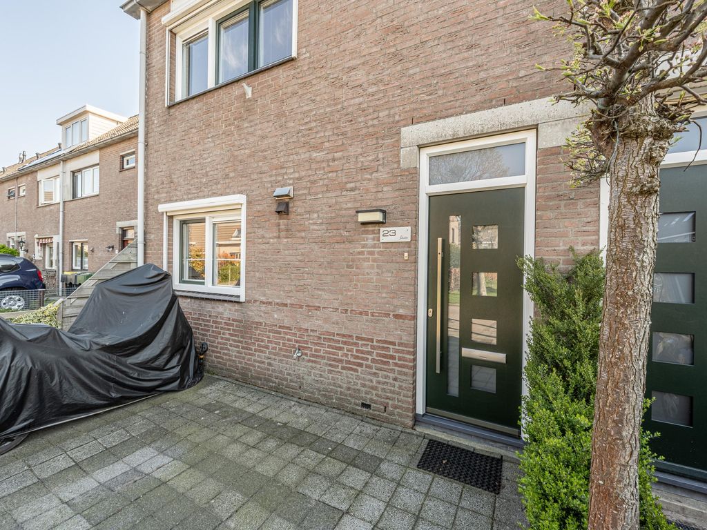 Martin Luther Kingerf 23, OUD-BEIJERLAND