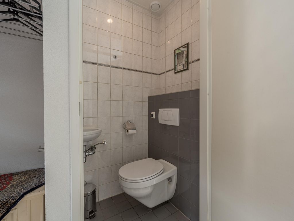 Dokter Duyvendakhof 28, Oud-Beijerland