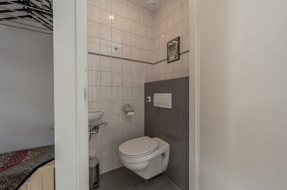 Dokter Duyvendakhof 28