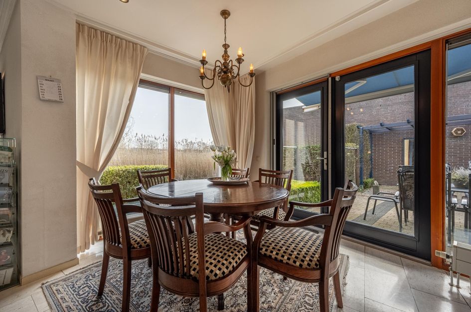 Dokter Duyvendakhof 28