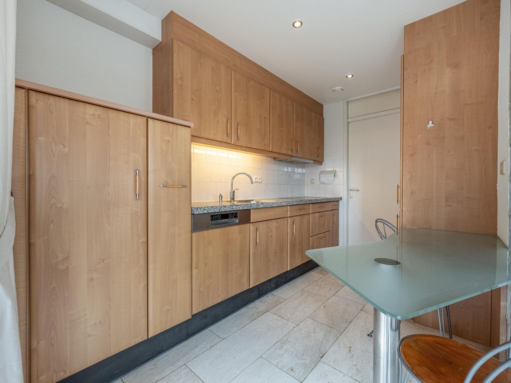 Dokter Duyvendakhof 28, Oud-Beijerland