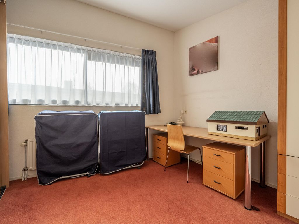 Dokter Duyvendakhof 28, Oud-Beijerland