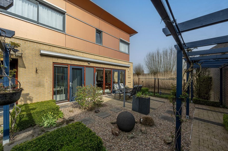 Dokter Duyvendakhof 28