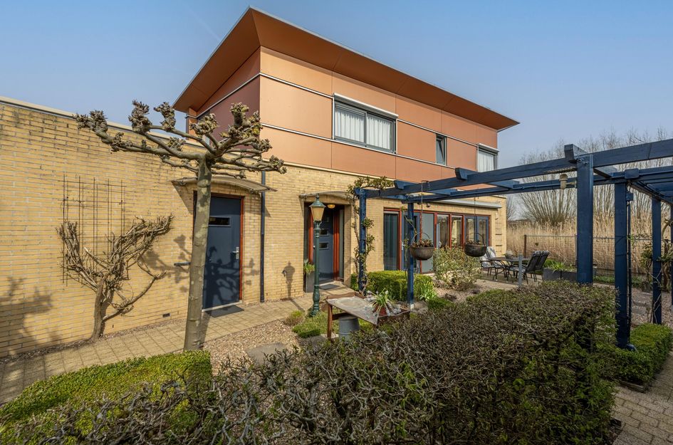 Dokter Duyvendakhof 28