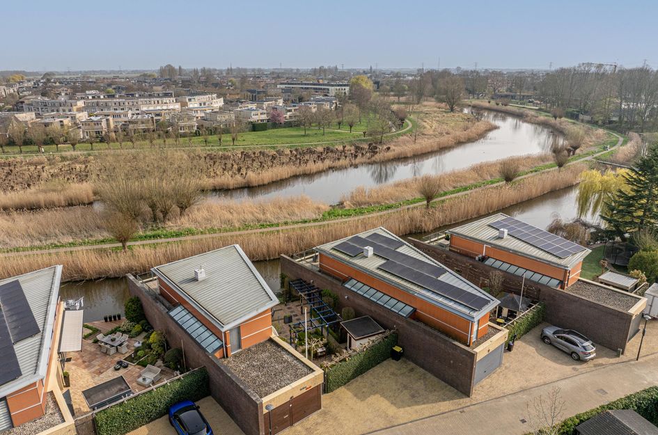 Dokter Duyvendakhof 28