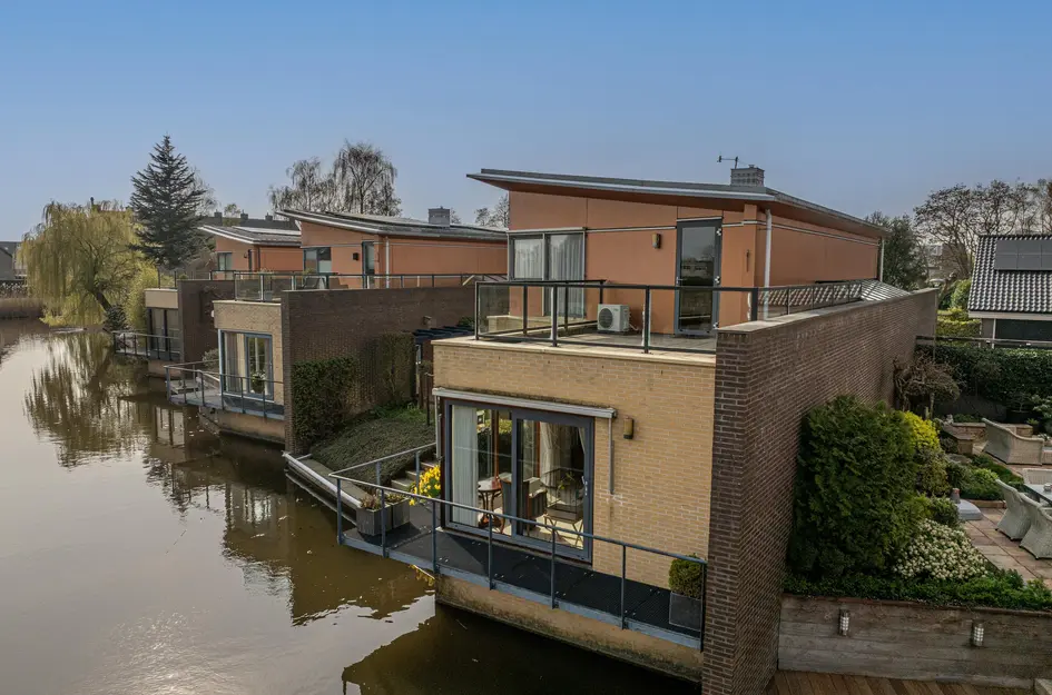 Dokter Duyvendakhof 28
