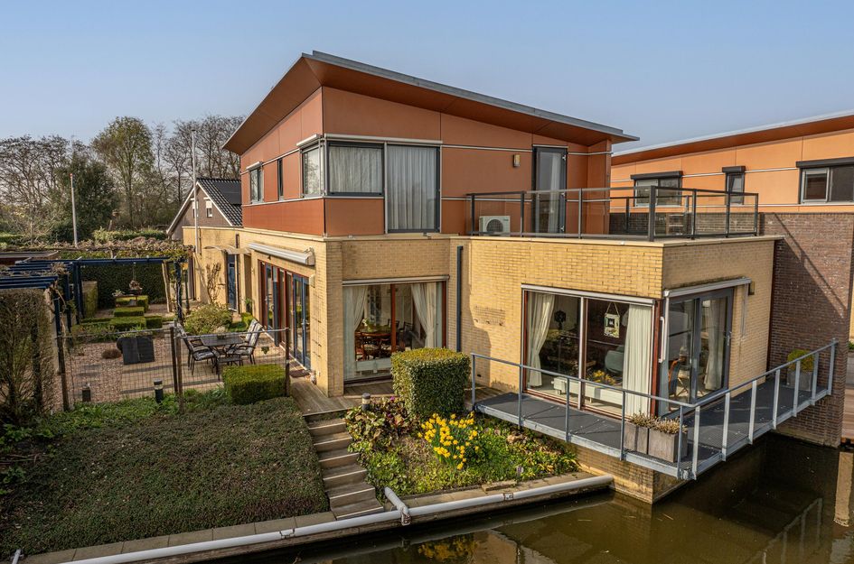 Dokter Duyvendakhof 28