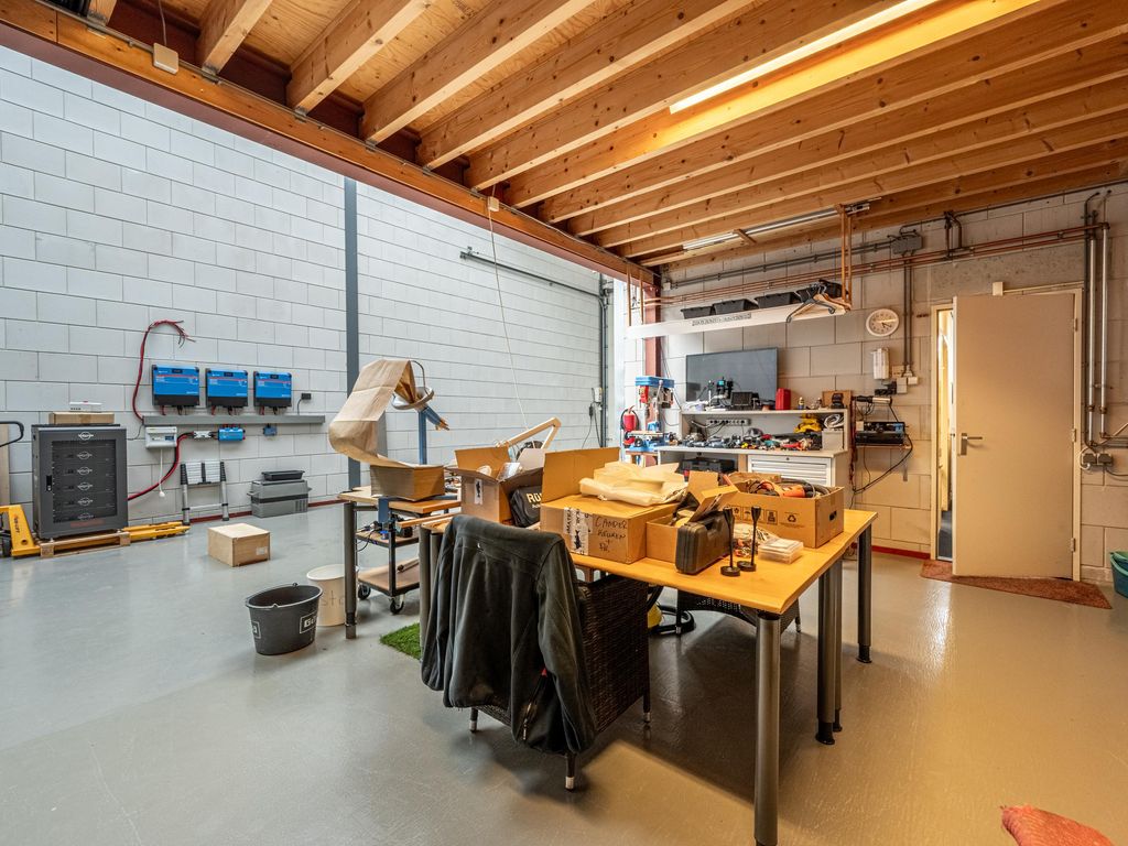 Einsteinstraat 43, Numansdorp