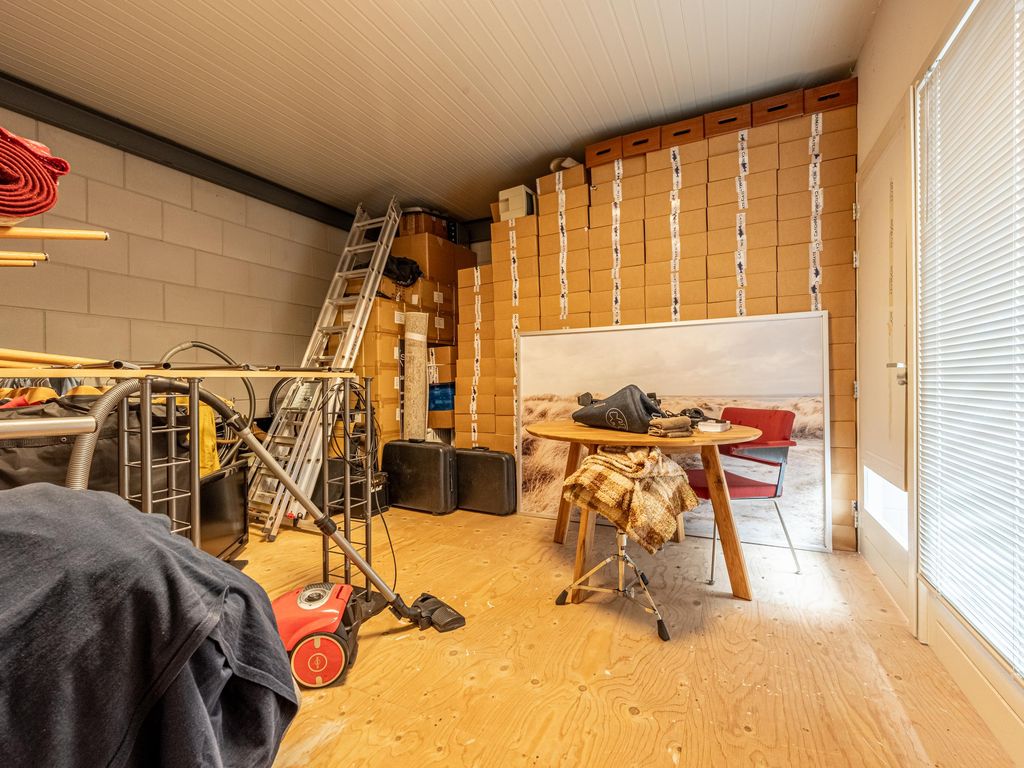 Einsteinstraat 43, Numansdorp