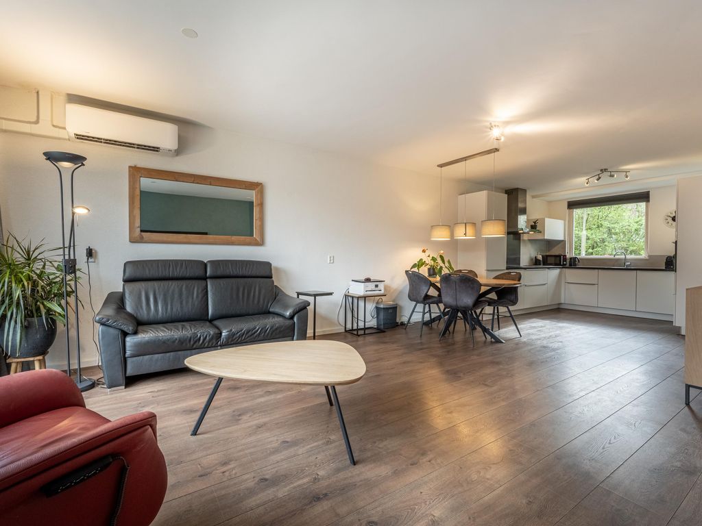 Klompenmaker 25, OUD-BEIJERLAND