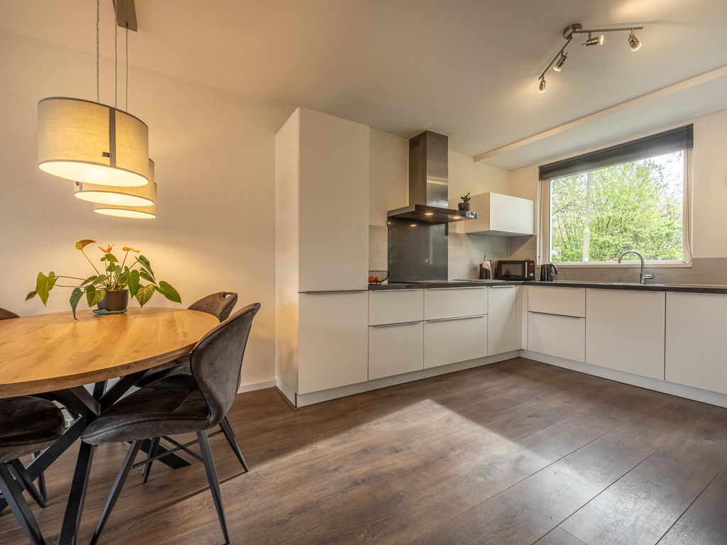 Klompenmaker 25, OUD-BEIJERLAND