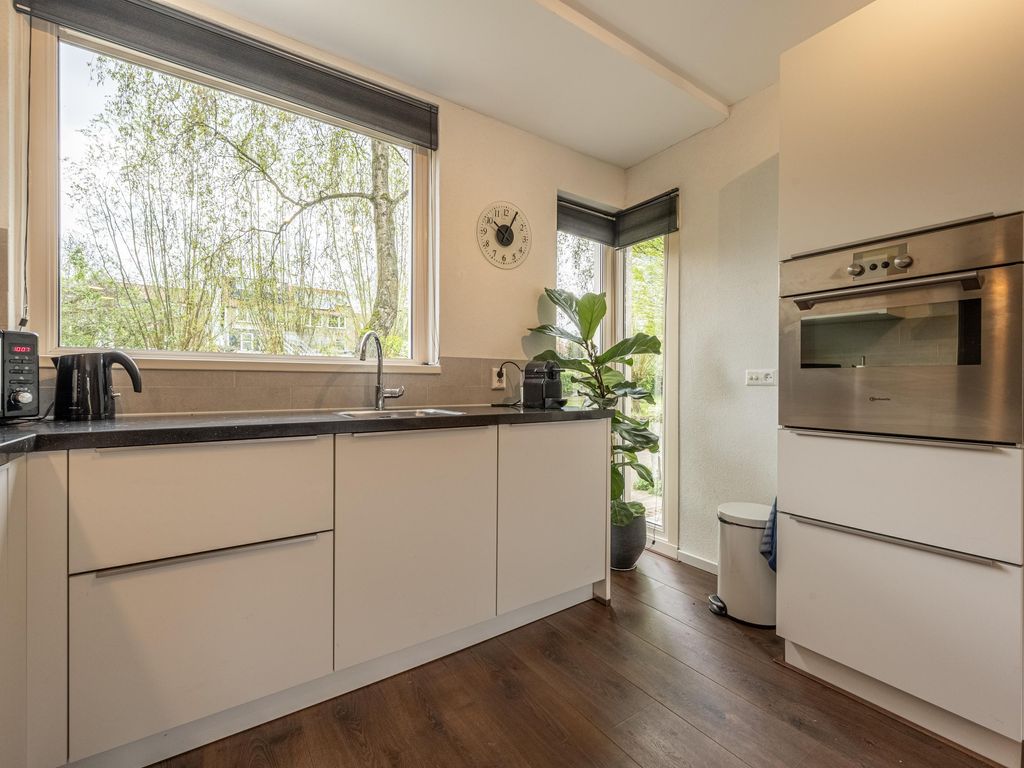 Klompenmaker 25, OUD-BEIJERLAND