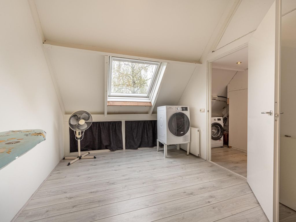 Klompenmaker 25, OUD-BEIJERLAND