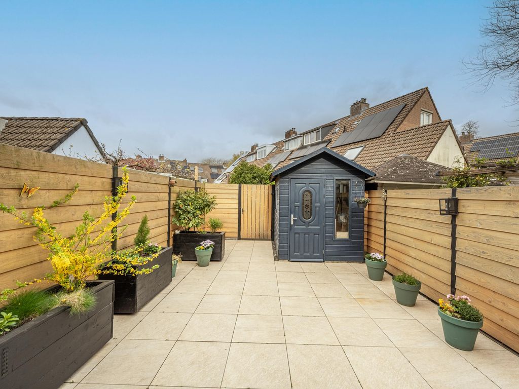 Klompenmaker 25, OUD-BEIJERLAND