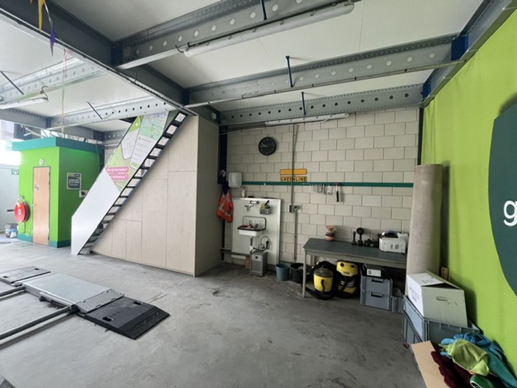 Aston Martinlaan 18D, Oud-Beijerland