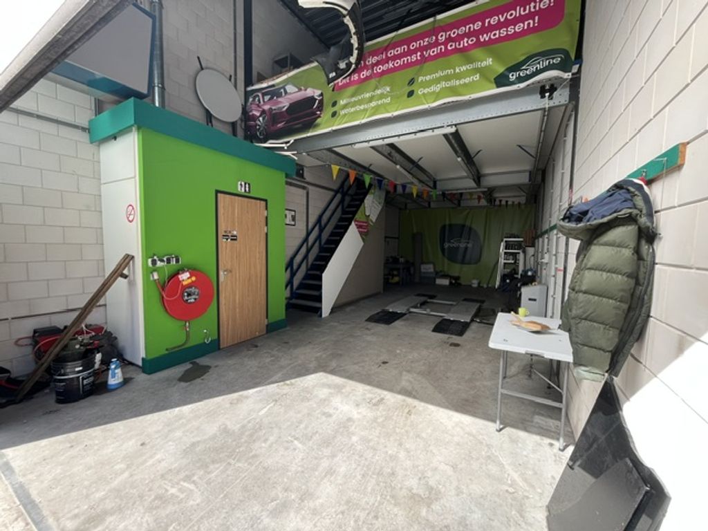 Aston Martinlaan 18D, Oud-Beijerland