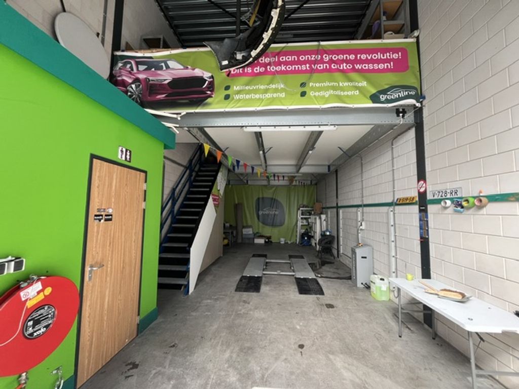 Aston Martinlaan 18D, Oud-Beijerland