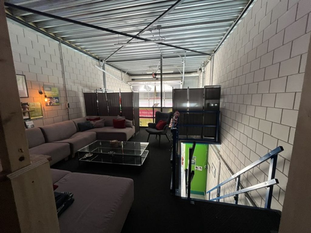 Aston Martinlaan 18D, Oud-Beijerland