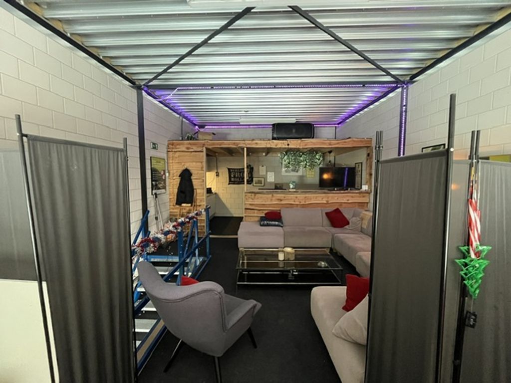 Aston Martinlaan 18D, Oud-Beijerland