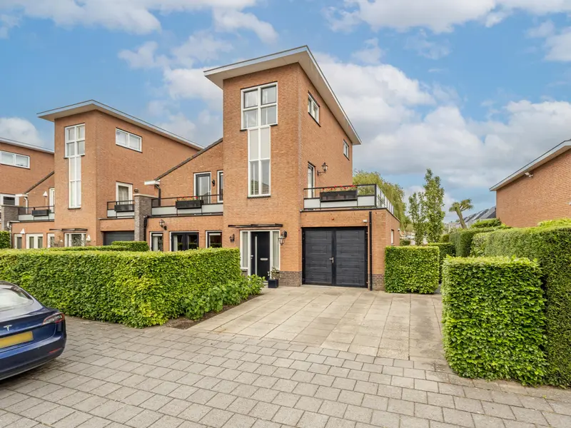 Bachlaan 186, OUD-BEIJERLAND