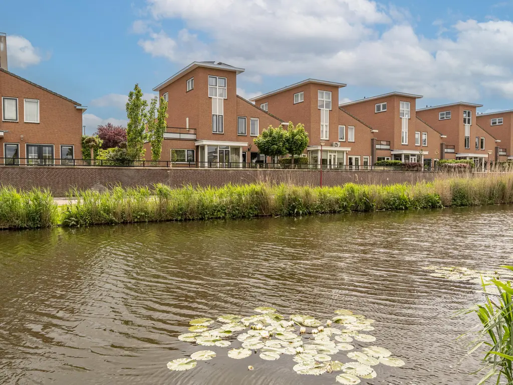 Bachlaan 186, OUD-BEIJERLAND
