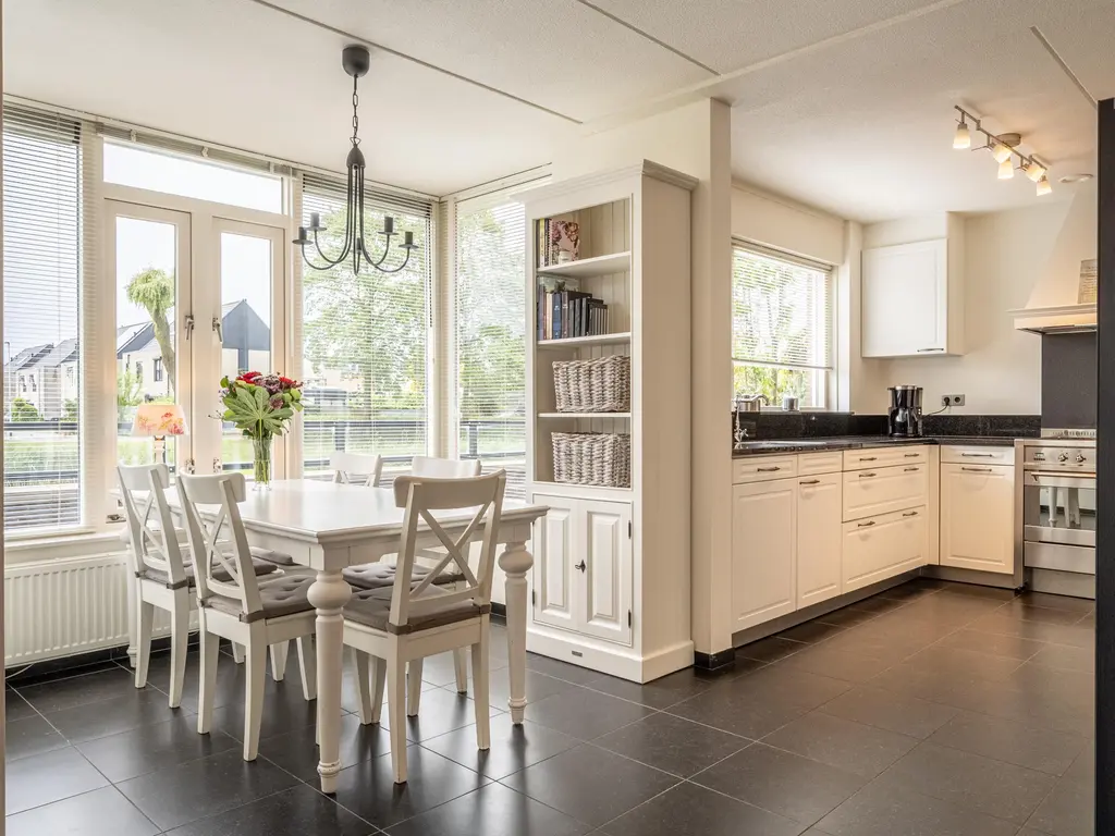 Bachlaan 186, OUD-BEIJERLAND