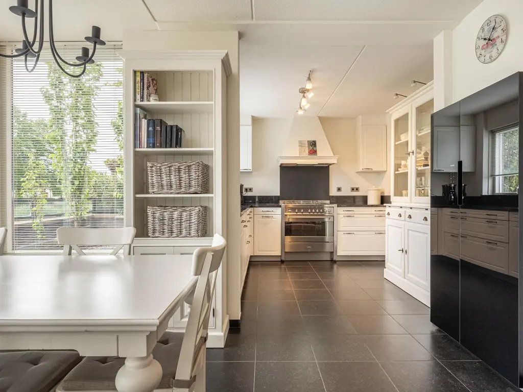 Bachlaan 186, OUD-BEIJERLAND