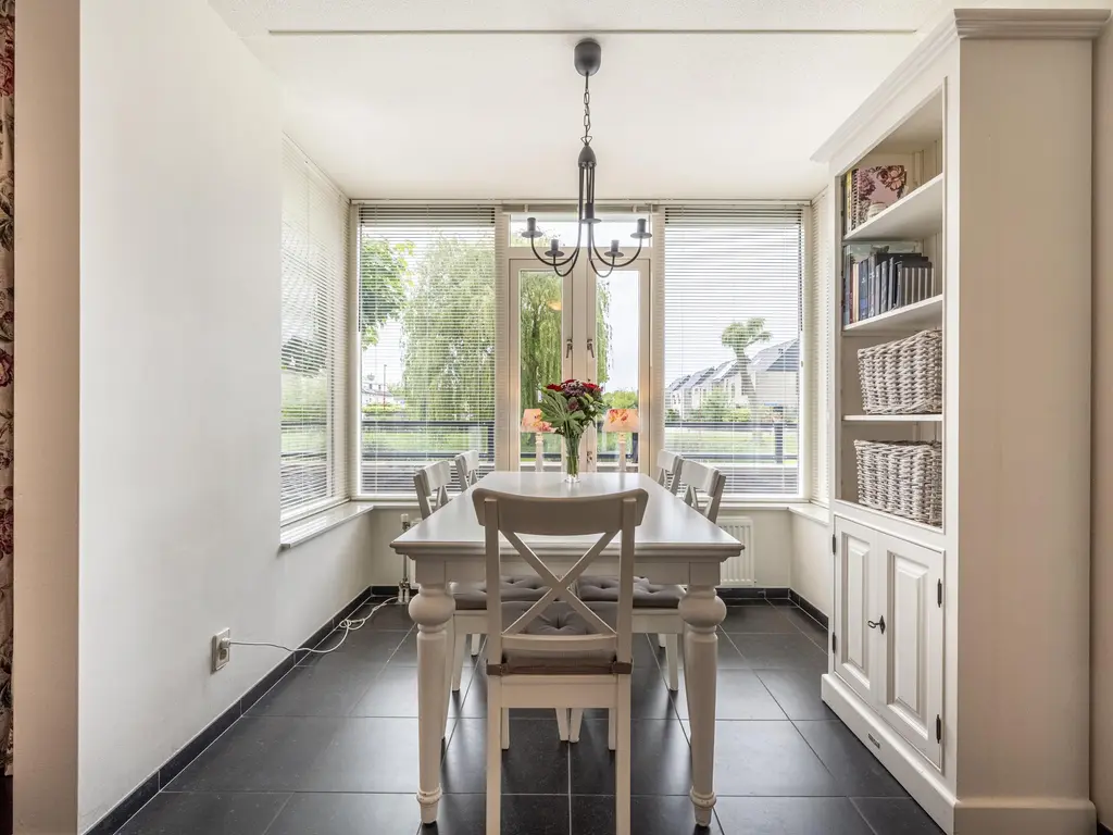 Bachlaan 186, OUD-BEIJERLAND