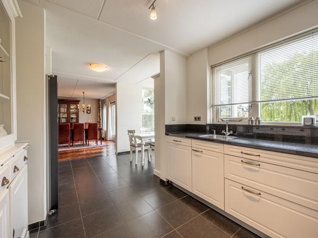 Bachlaan 186, OUD-BEIJERLAND