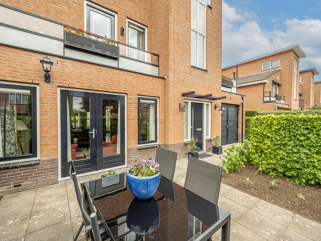 Bachlaan 186, OUD-BEIJERLAND