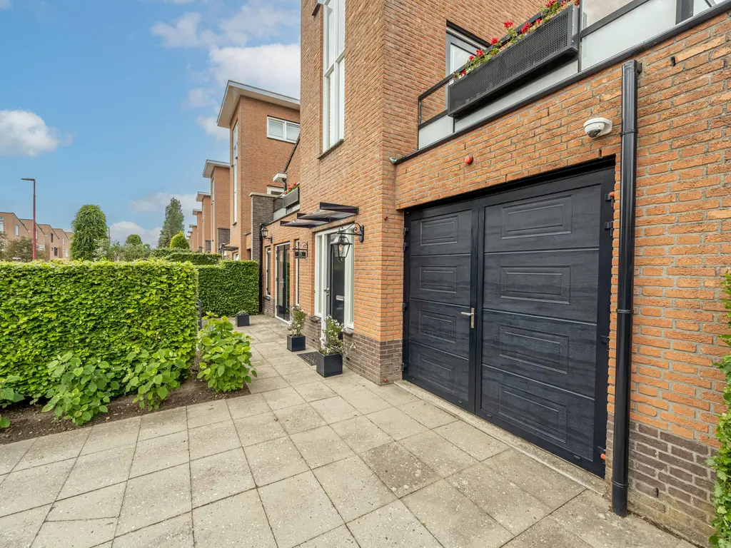 Bachlaan 186, OUD-BEIJERLAND