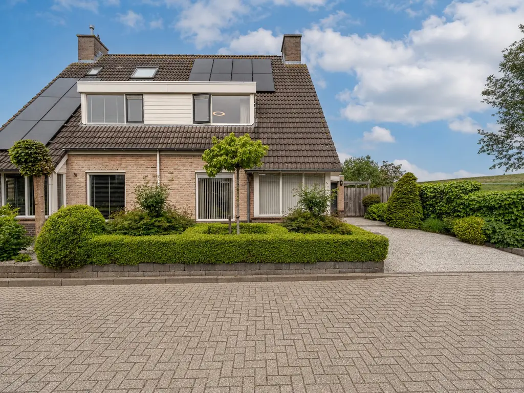 Buitenlanden 23, HEINENOORD
