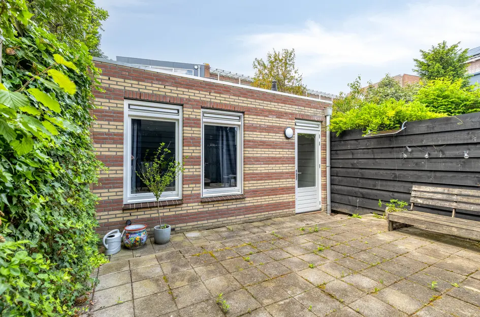Kerkstraat 13