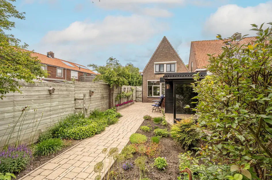 Prins Bernhardstraat 22